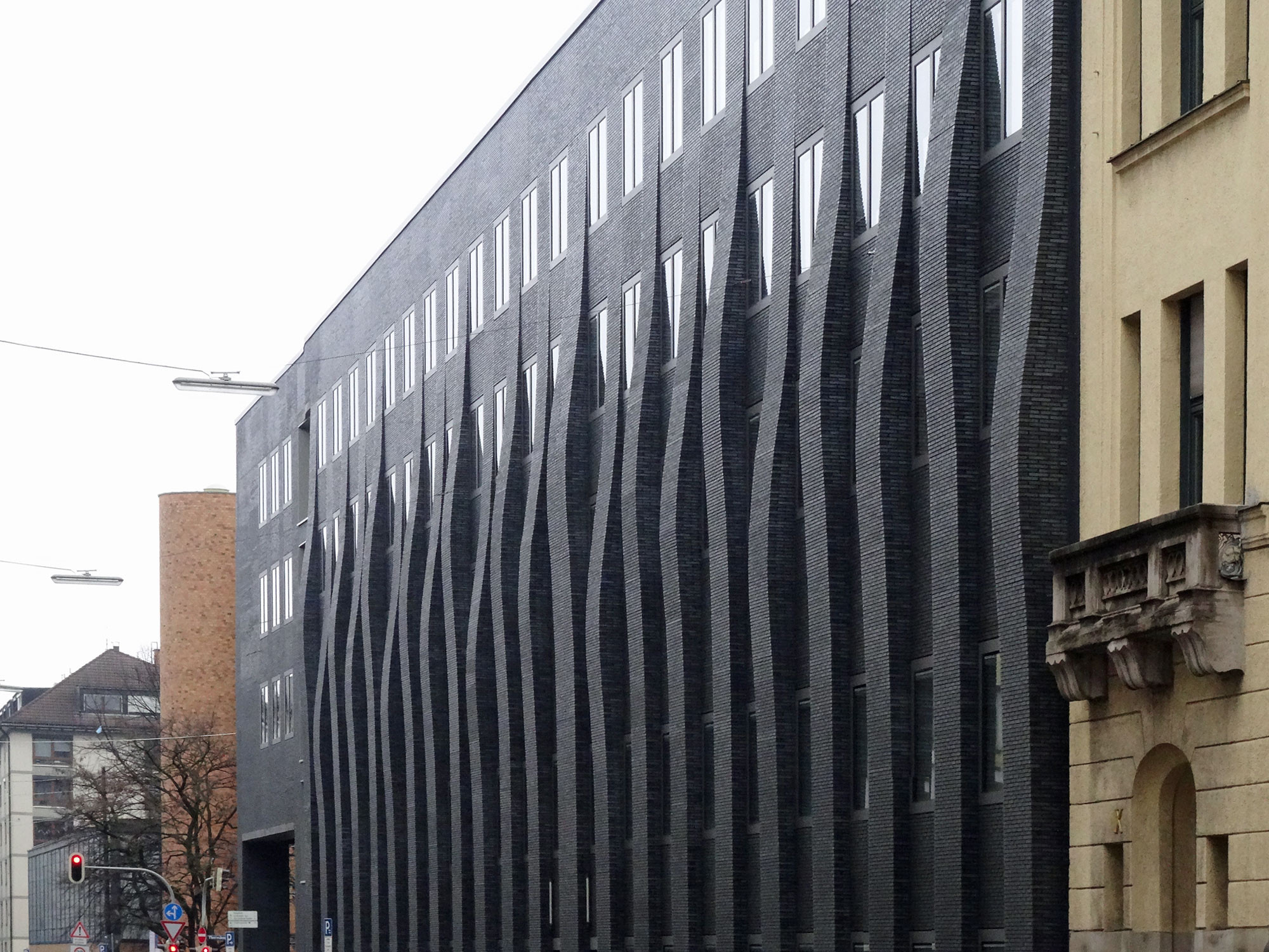 Arten von Fassadenkonstruktionen | Fliesen und Platten | Fassaden