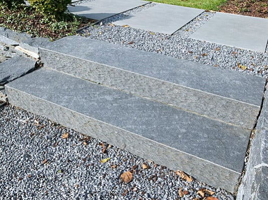 Treppen aus Schiefer | Schiefer | Werkstoff Schiefer | Baunetz_Wissen