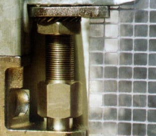 Pendeltorbeschläge | Beschläge | Torbeschläge | Baunetz_Wissen