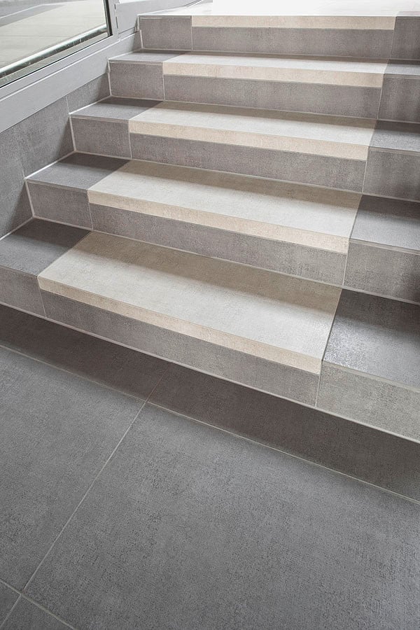 Treppen Fliesen Und Platten Einsatzbereiche Baunetz Wissen
