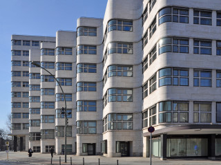 Römischer Travertin am Shell-Haus in Berlin