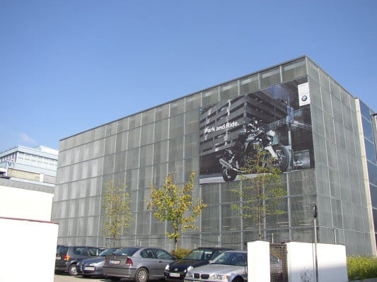 Parkhausfassade BMW, München