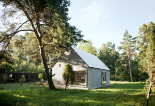 Das kleine Ferienhaus befindet sich im Herzen der Ostseeinsel Gotland