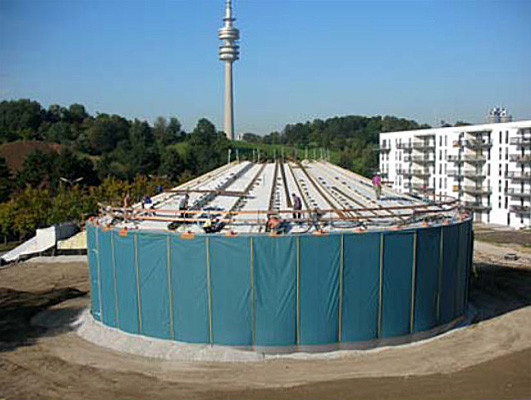 Saisonaler Speicher des solar unterstützten Nahwärmenetzes in München/Ackermannbogen