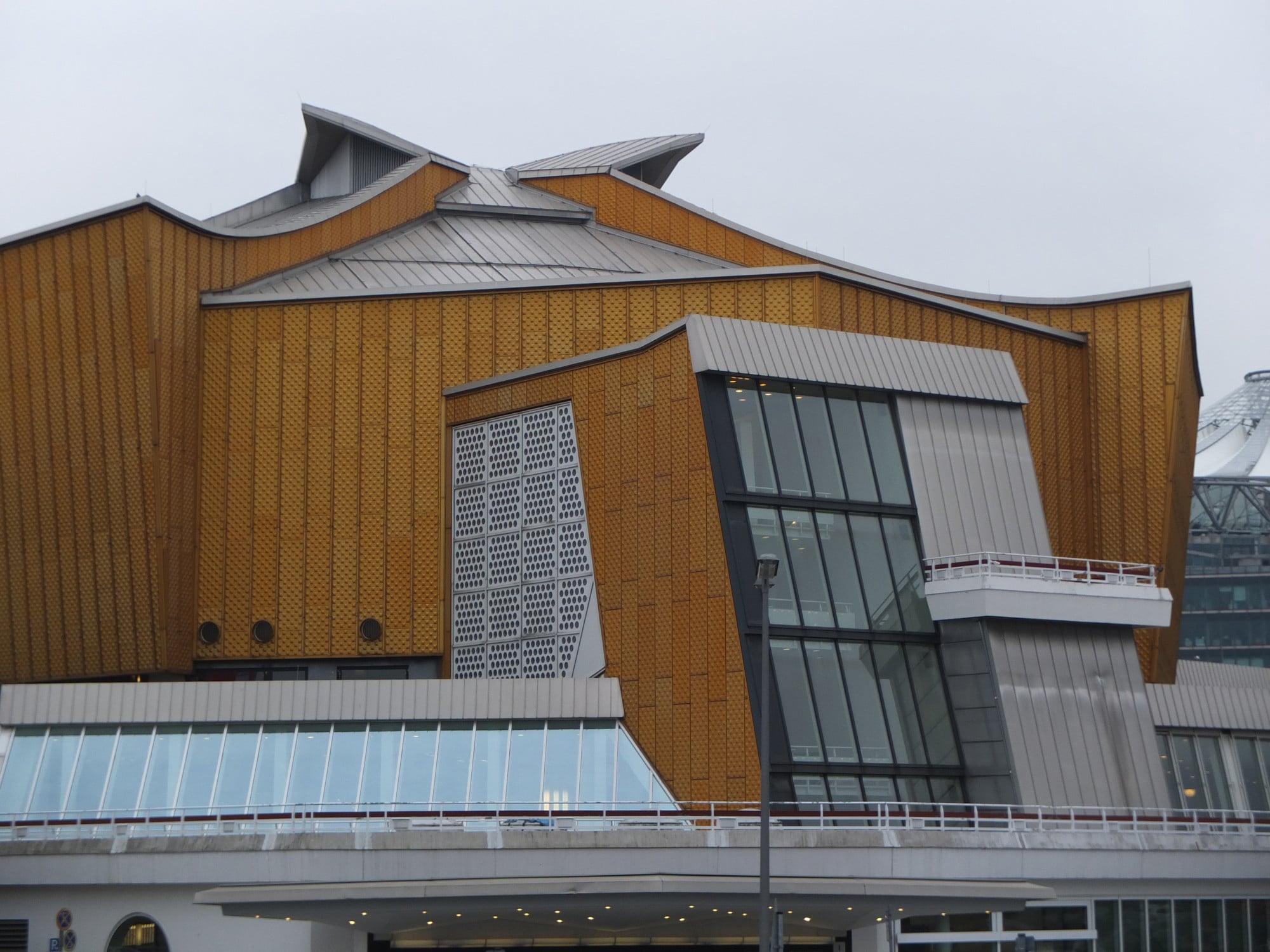Bekannt für ihre gute Raumakustik ist die Berliner Philharmonie