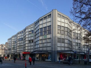 Das Karstadt-Warenhaus in Celle aus dem Jahr 1964-65, Architektur: Walter Brune