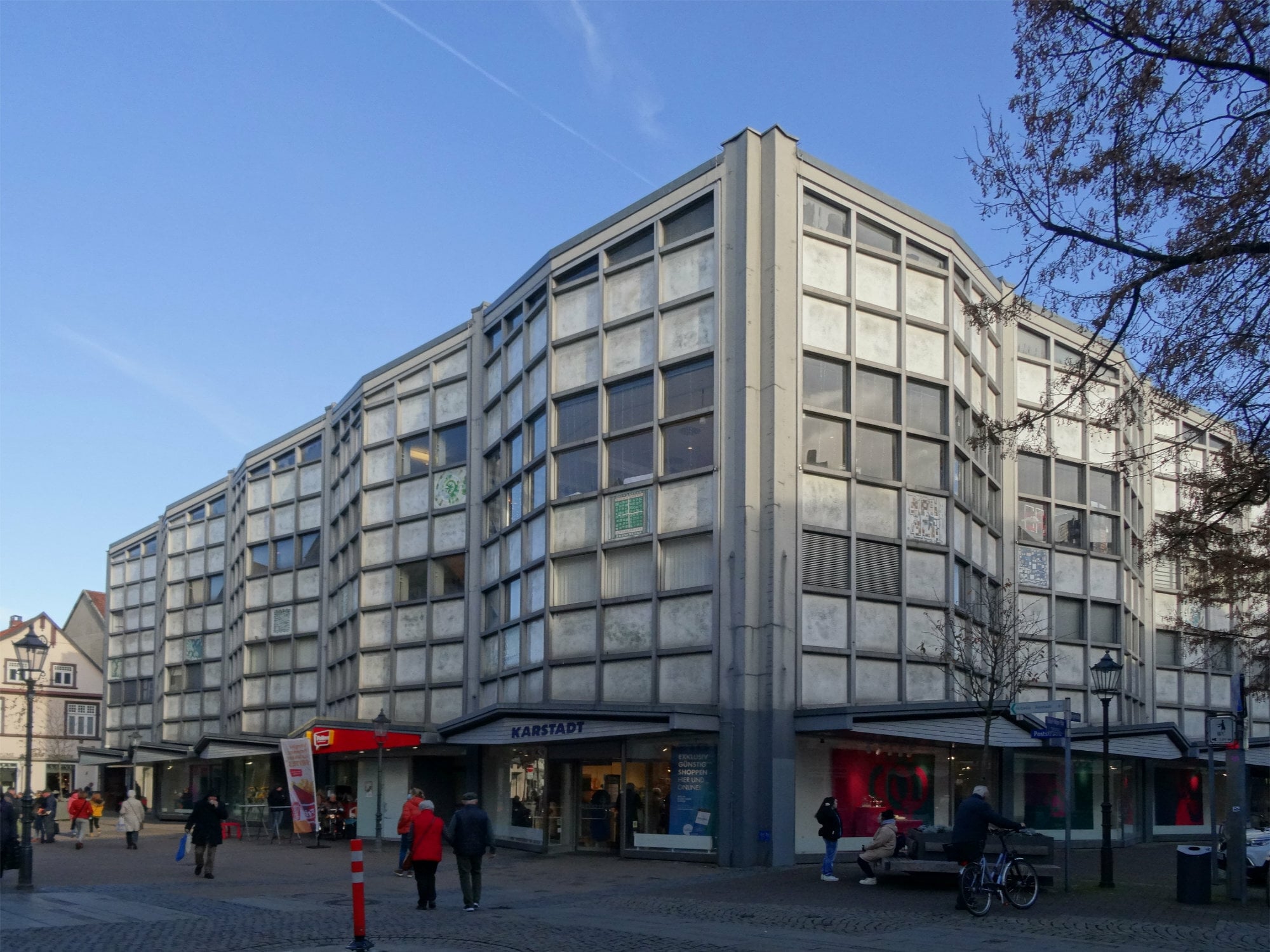 Das Karstadt-Warenhaus in Celle aus dem Jahr 1964-65, Architektur: Walter Brune