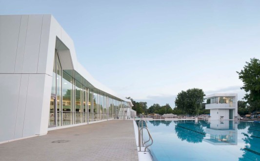 sport und freizeitbad allerwelle in gifhorn fliesen und platten sport freizeit baunetz wissen