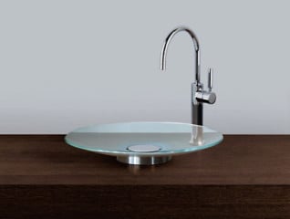 Schalenbecken aus Glas