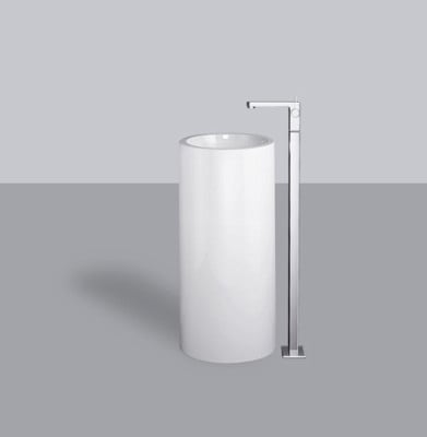 Handwaschbecken als Standsäule mit Armaturenstele
