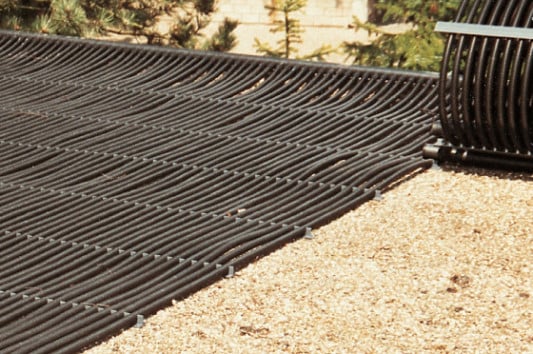 Sonnenwärme für den Pool | Solar | News/Produkte | Baunetz ...