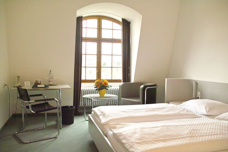 Ein Hotelzimmer