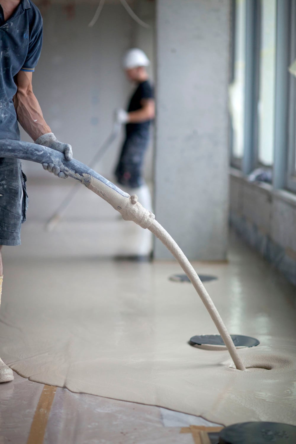 Fließbeton ist ein sich selbstständig ausbreitender Beton