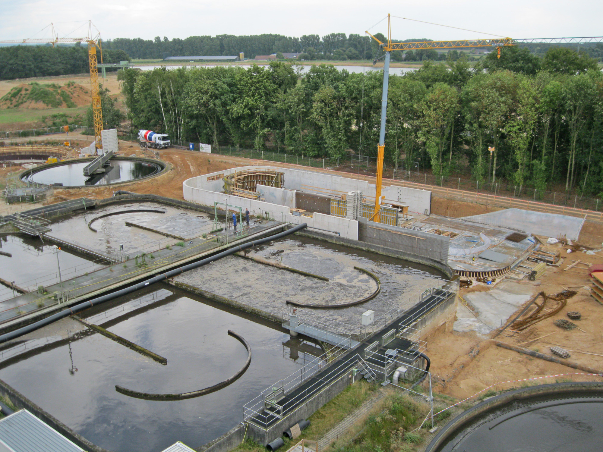 In der Kläranlage Kevelaer-Weeze müssen Betonbauteile Feuchtigkeit und chemischen Einwirkungen dauerhaft widerstehen. 