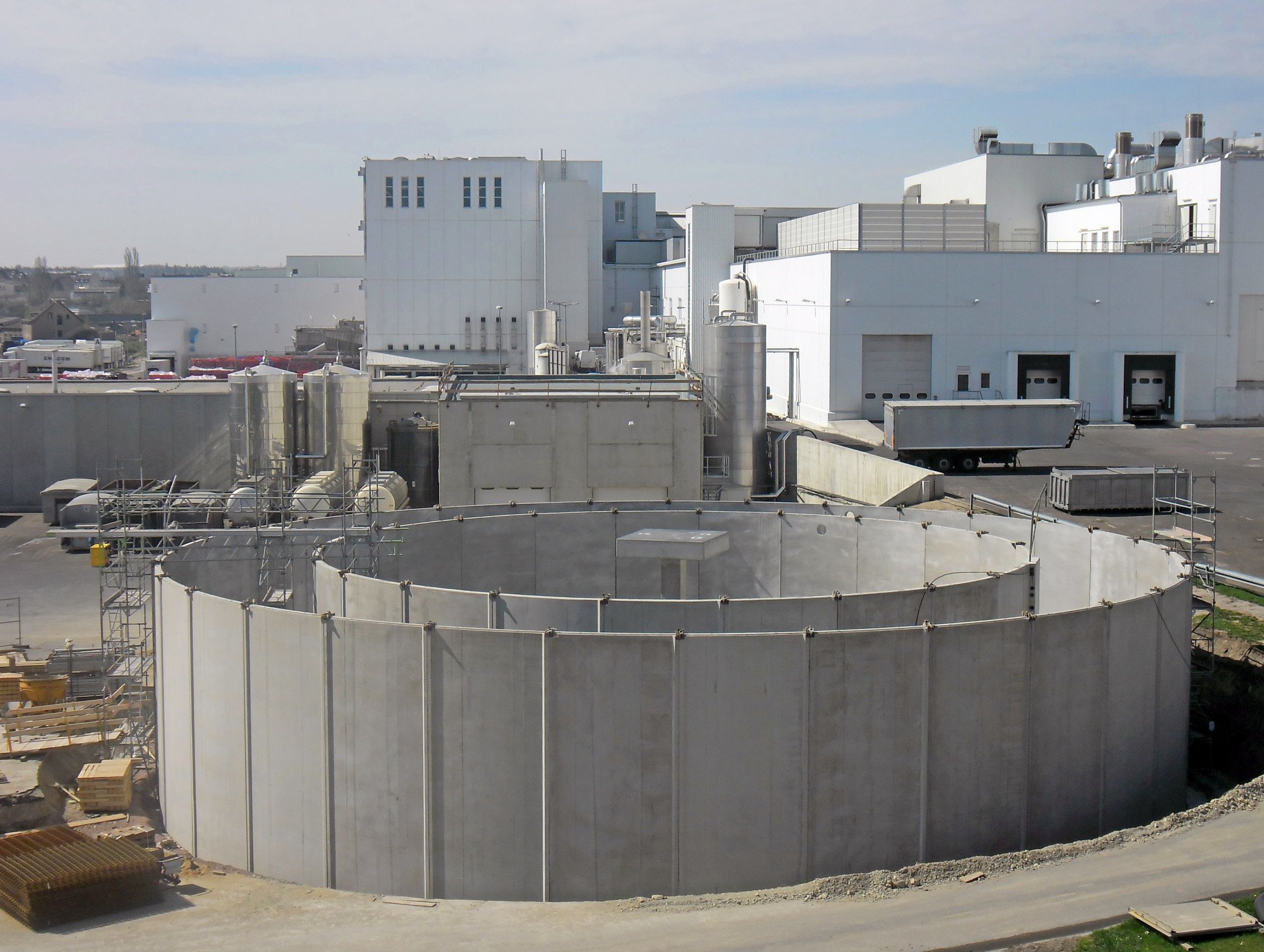 Behälterbau aus wasserundurchlässigem Beton