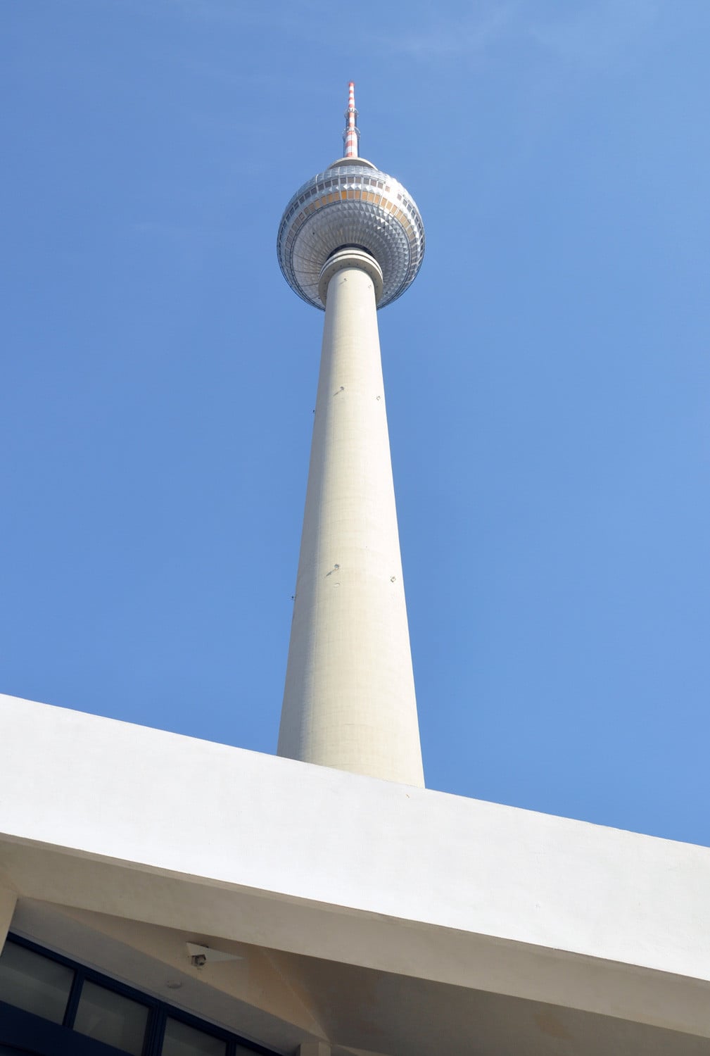 Für den 248 Meter hohen Schaft des Berliner Fernsehturms verbaute man rund 8.000 Kubikmeter Beton