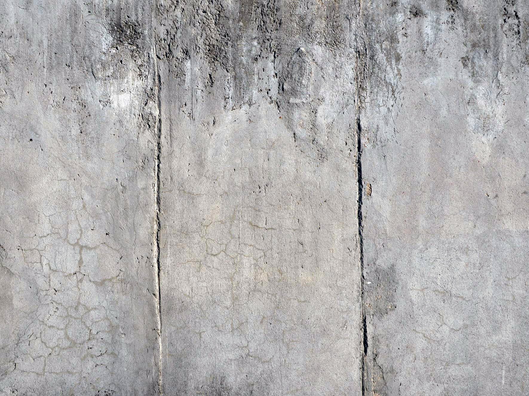 Risse in Betonbauteilen können potenzielle Wege für Wasser darstellen und müssen bei wasserundurchlässigen Konstruktionen begrenzt und eingeplant werden.