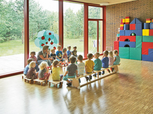 Zentraler Mehrzweckraum des Kindergartens und der Kinderkrippe