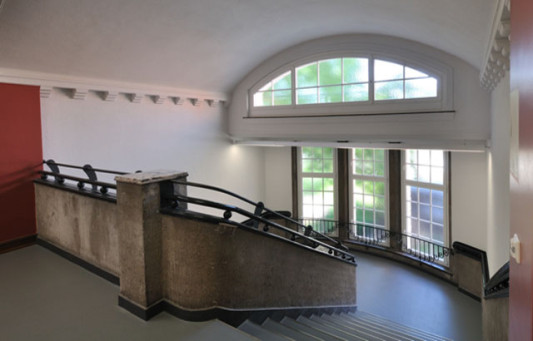 MariaLenssenBerufskolleg in Mönchengladbach Altbau Öffentliche