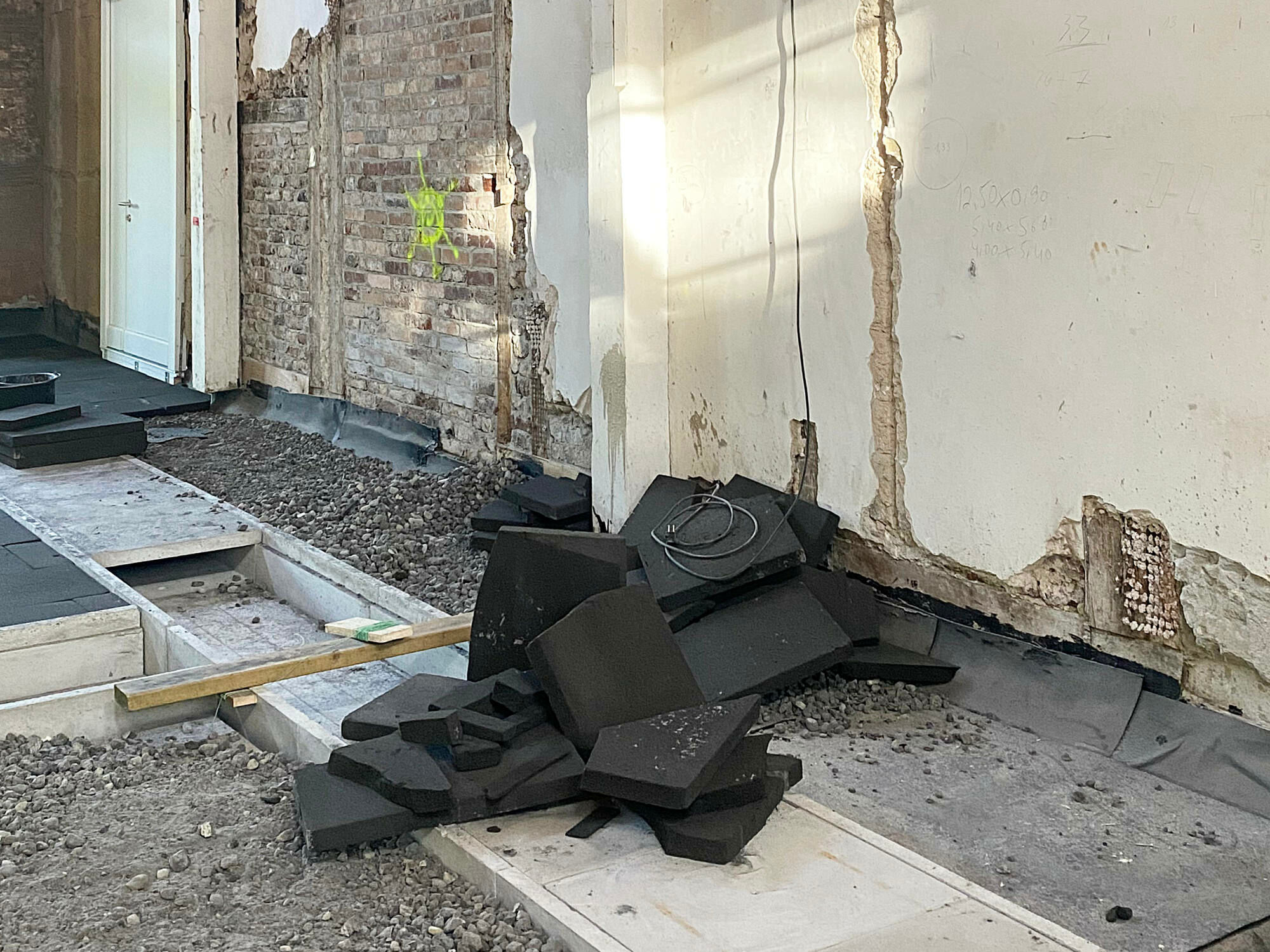 Dämmstoff mit guter Wärmespeicherfähigkeit: Schaumglas