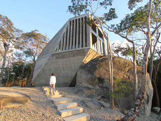 Die Kapelle ist Teil der Felslandschaft
