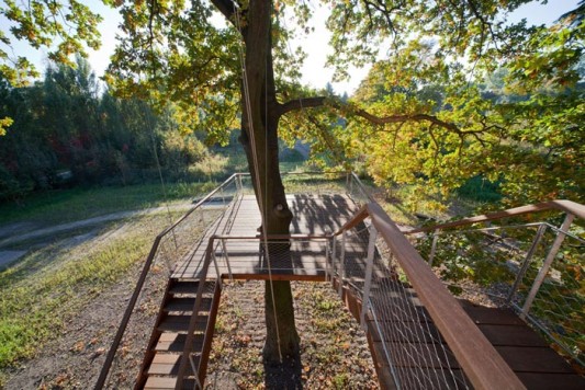 Baumhaus Kupfer-Kubus in Werder | Bad und Sanitär | Wohnen | Baunetz_Wissen