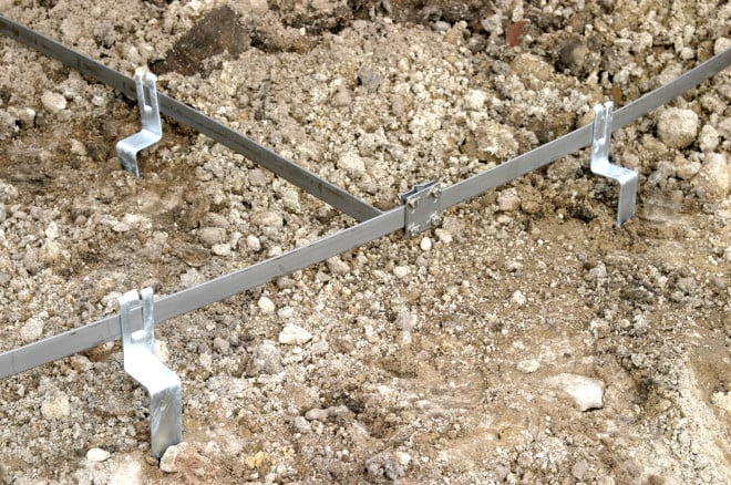 Fundamenterder dienen dem Ableiten von Blitzströmen in die Erde