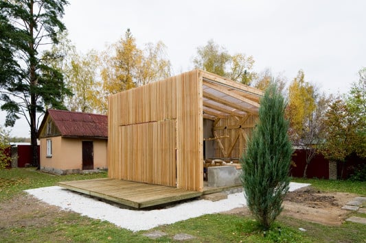 gartenlaube in moskau beschläge sonderbauten baunetz Küchenzeile Aussenwand ~ gartenlaube in moskau beschläge sonderbauten baunetz
