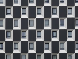 Fassadentafeln aus Faserzement am Star Inn Hotel am Hauptbahnhof Wien