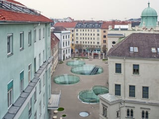 Innenhof des Museumsareals in der historischen Grazer Altstadt