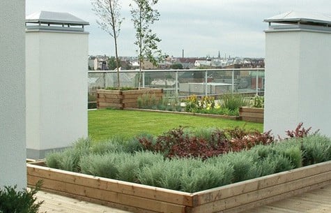 Arten Extensiv Und Intensivbegrunung Flachdach Grundacher Baunetz Wissen