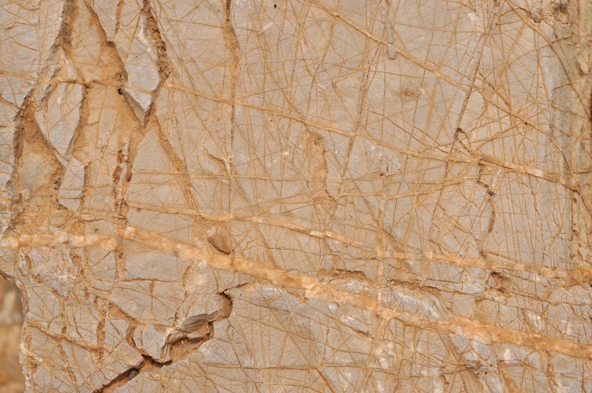 Brekzienfliesen und platten Fliesen und Platten Kunst/Natursteine Baunetz_Wissen Brekzienfliesen und platten Fliesen und Platten Kunst/Natursteine Baunetz_Wissen