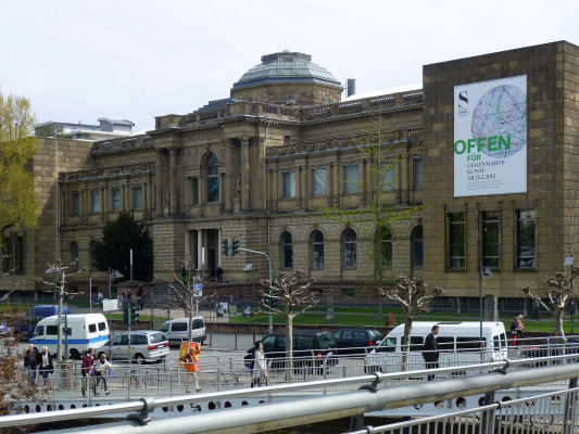 Repräsentative Sandsteinfassade des Städelmuseums von 1878