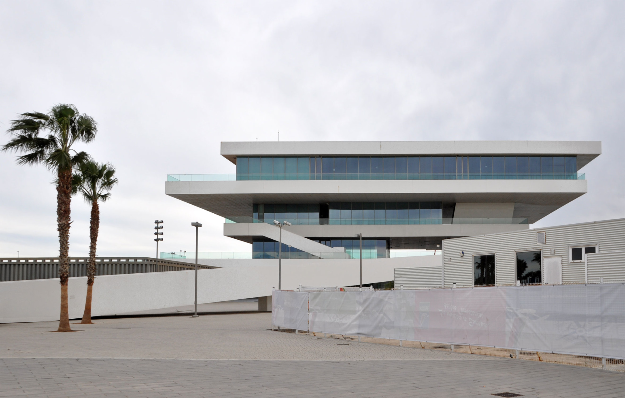 Am America's Cup Gebäude „Veles e Vents“ in Valencia kam eine Dreifach-Isolerverglasung zum Einsatz.