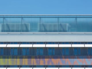 Eisenoxidarmes Profilbauglas am Laborgebäude des Bundesamts für Materialforschung in Berlin, Architekten: Kleyer Koblitz Letzel Freivogel