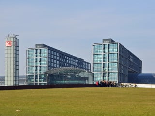 Vorhangfassade am Berliner Hauptbahnhof
