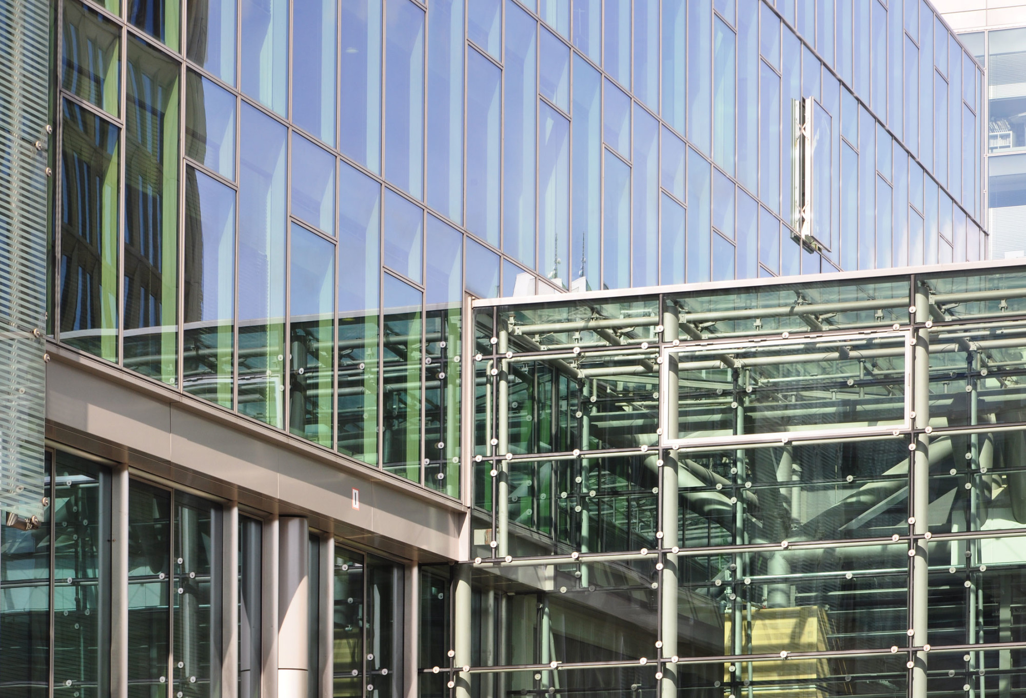 Axel-Springer-Passage in Berlin; Architekten: Renton Howard Wood Levin Partnership (RHWL)