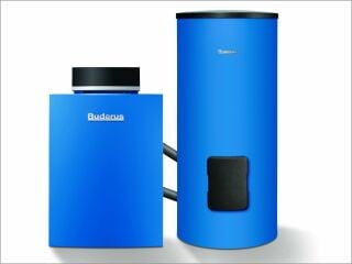 Gas-Brennwertgerät mit nebenhängendem Warmwasserspeicher