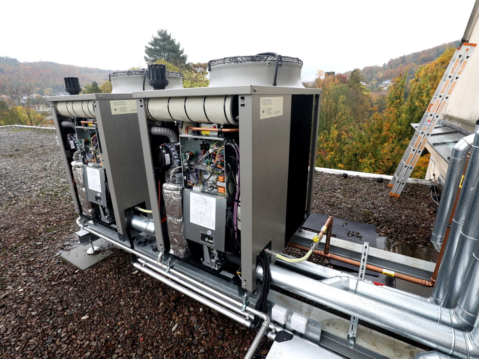 Gas-Absorptionswärmepumpen auf dem Schulbau am Botanischen Garten in Hannoversch Münden