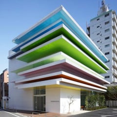 Sugamo Shinkin Bank in Tokio/J