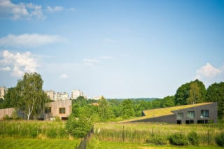 Blick auf Haus A (rechts) und Haus B (links) - Westansicht