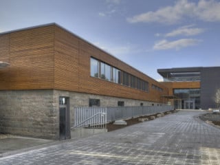Laborgebäude mit Gewächshäusern in Veitshöchheim