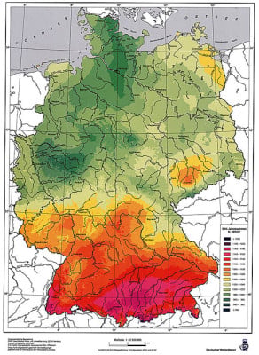 Globaleinstrahlung - Dunkelgrün entspricht etwa 900 kWh/m², Pink etwa 1.200 kWh/m² jährlicher Strahlungsenergie