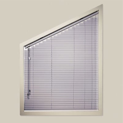 Vertikal-Jalousien | Sonnenschutz | Jalousien | Baunetz_Wissen