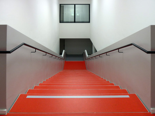 Neu gestalteter Treppenraum