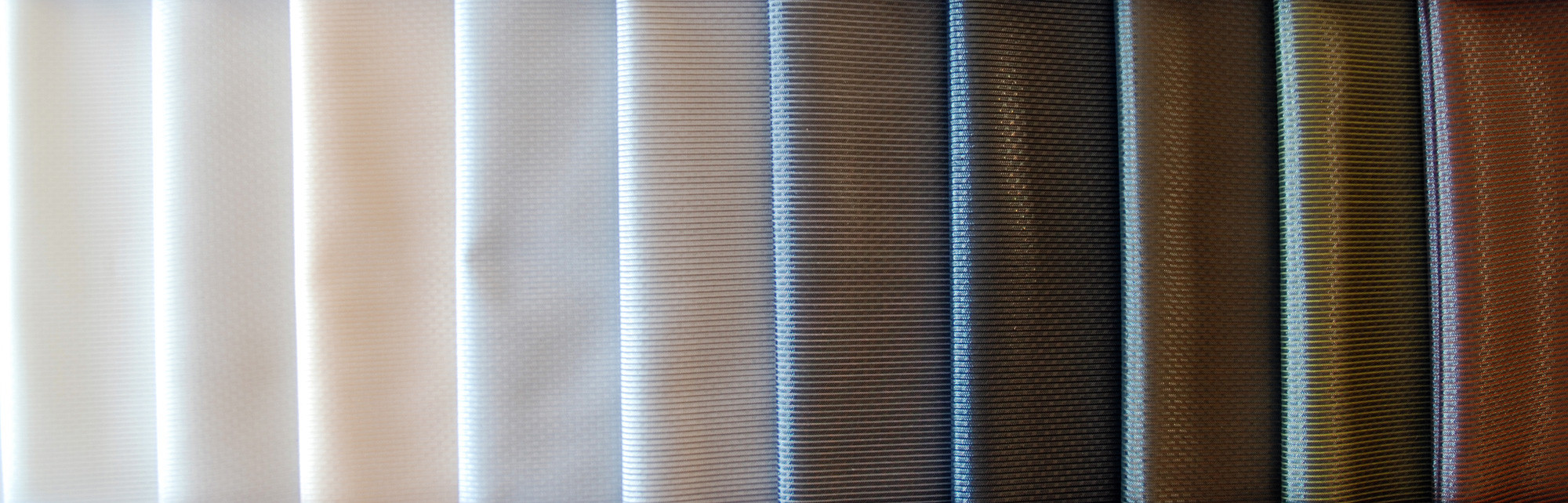 Hoch transparenter Vorhangstoff (Gammacoustic)