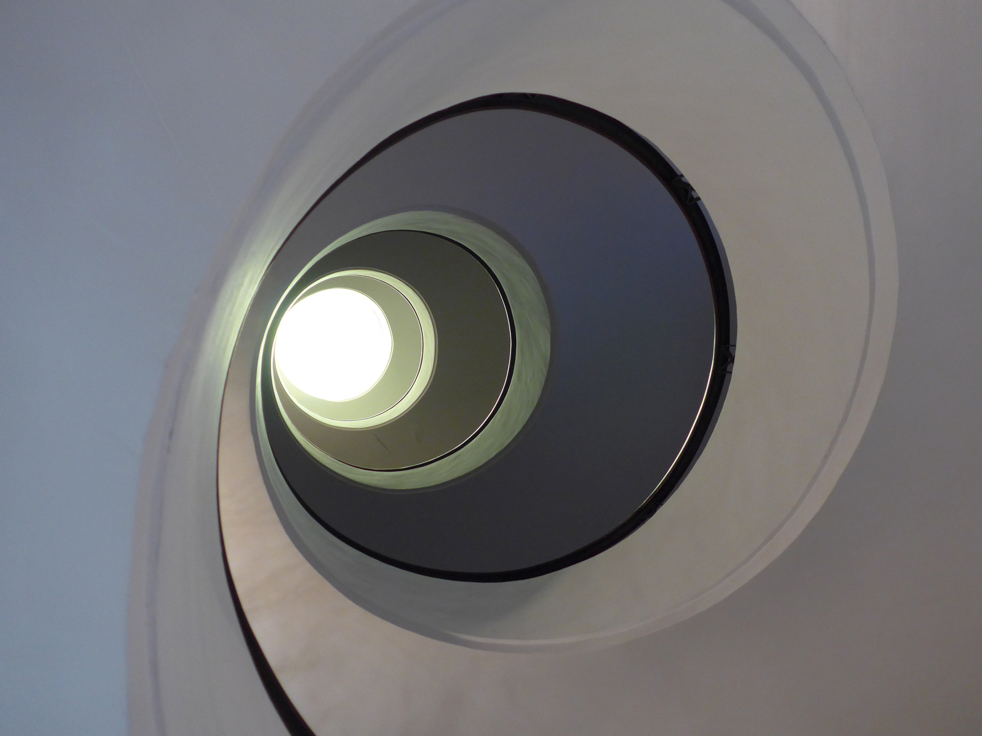 Wendeltreppen | Treppen | Treppenformen | Baunetz_Wissen