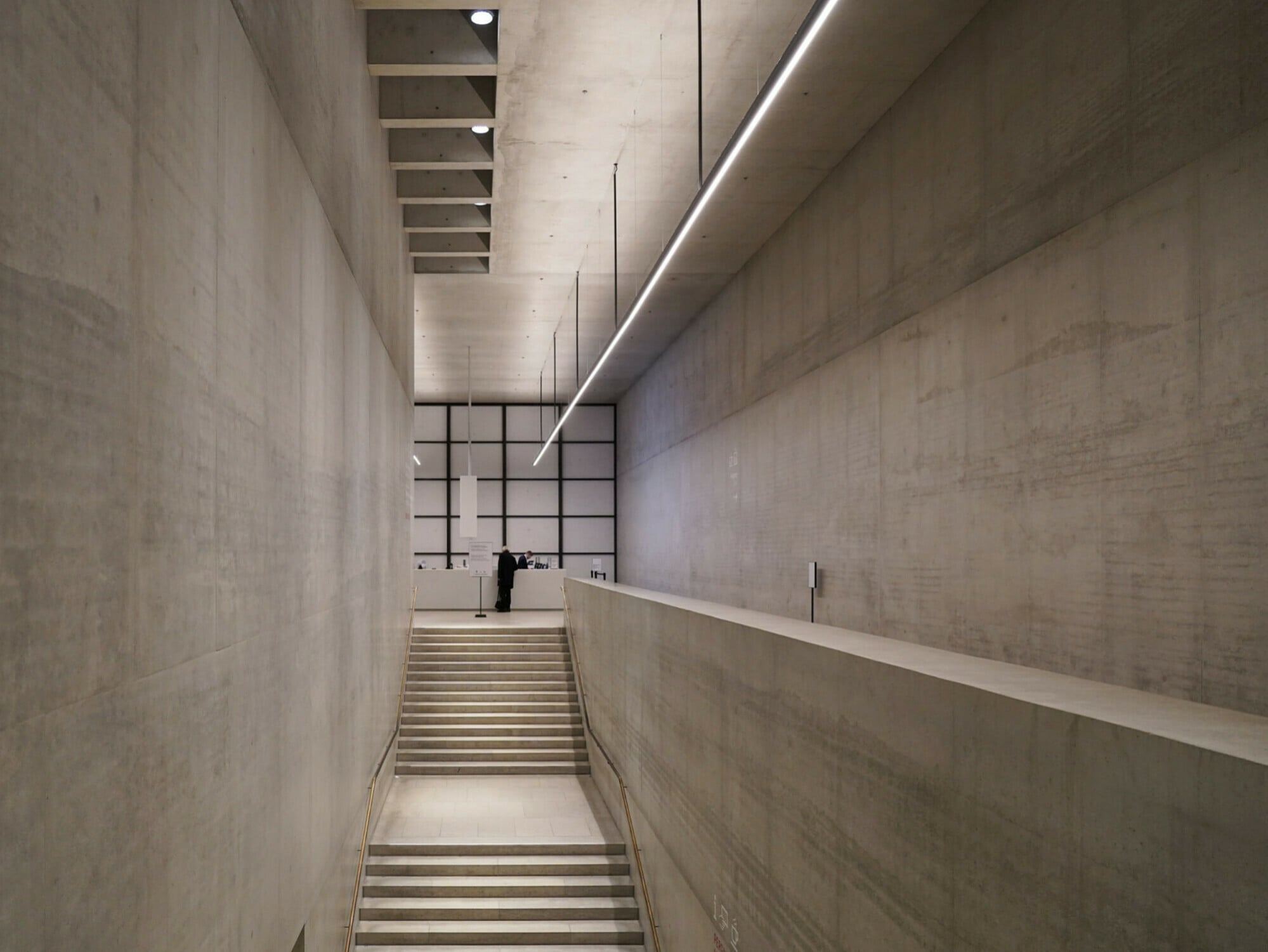 Betontreppe in der James-Simon Galerie in Berlin, Architektur: David Chipperfield