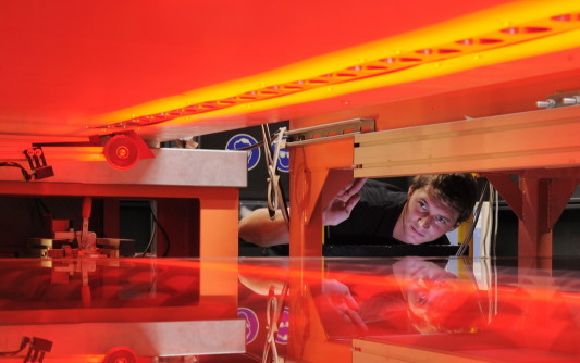 Floatprozess von Aluminium-Silikat-Glas