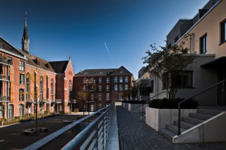 Die Bestandsbauten der ehemaligen Klosteranlage wurden umfassend saniert und energetisch auf den neuesten Stand gebracht